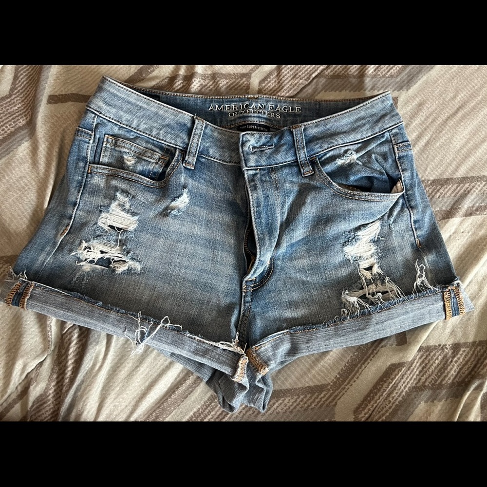 American Eagle Hi-Rise Shortie